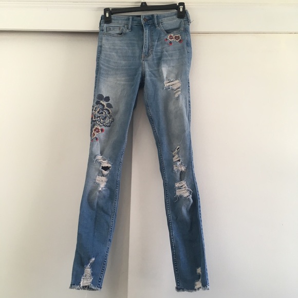 Hollister Floral Embroidered Jeans 